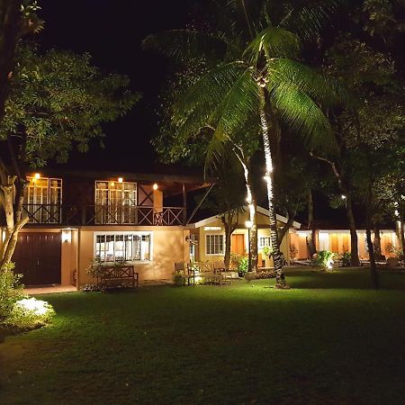 Stay Amare Villa Maria 1 บาโคลอด ภายนอก รูปภาพ