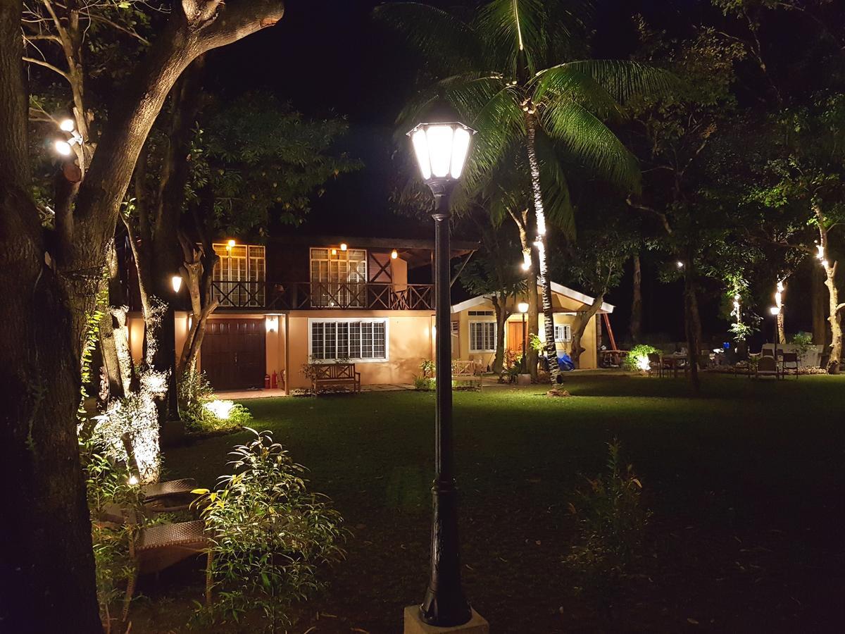 Stay Amare Villa Maria 1 บาโคลอด ภายนอก รูปภาพ