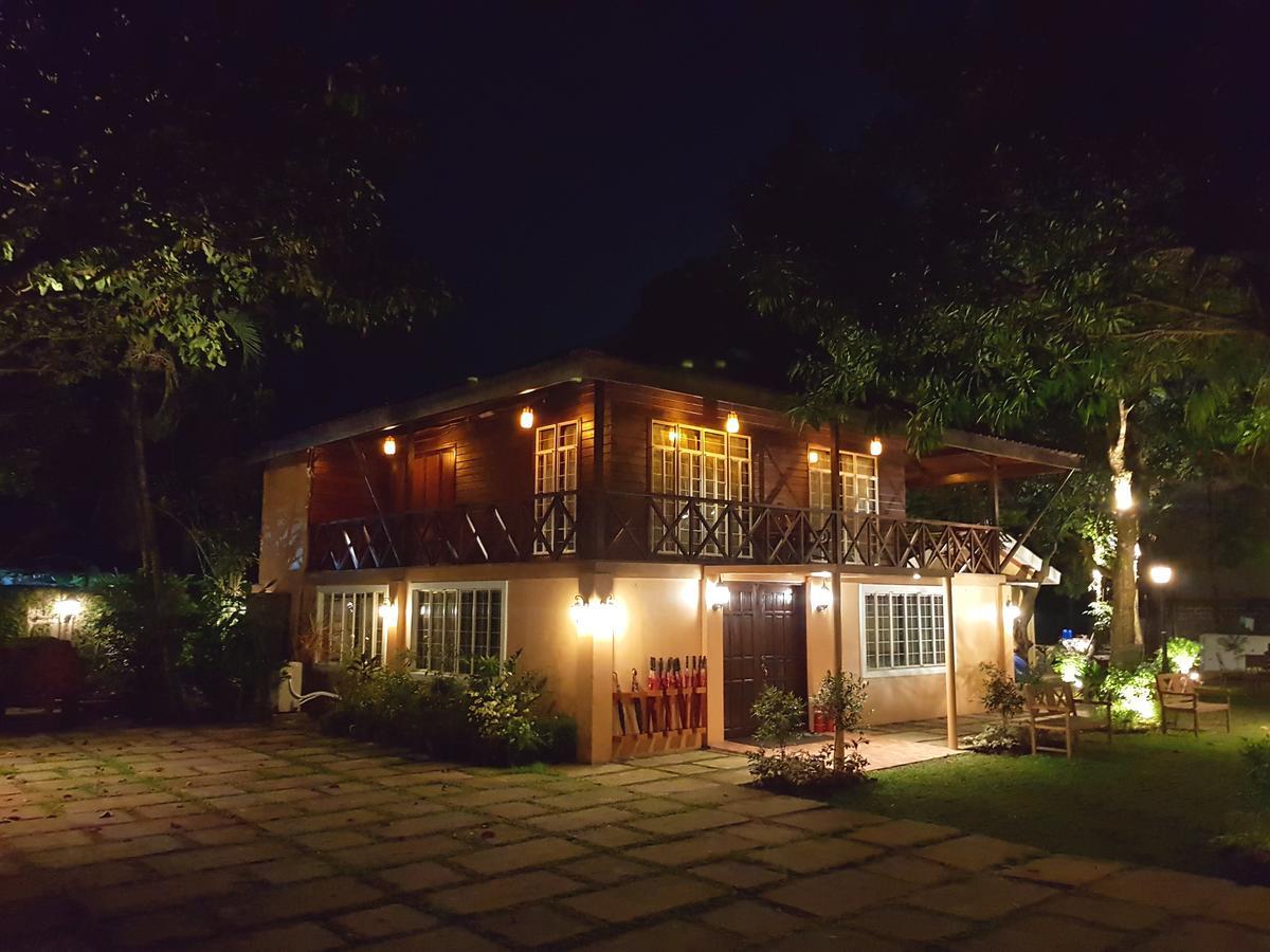 Stay Amare Villa Maria 1 บาโคลอด ภายนอก รูปภาพ