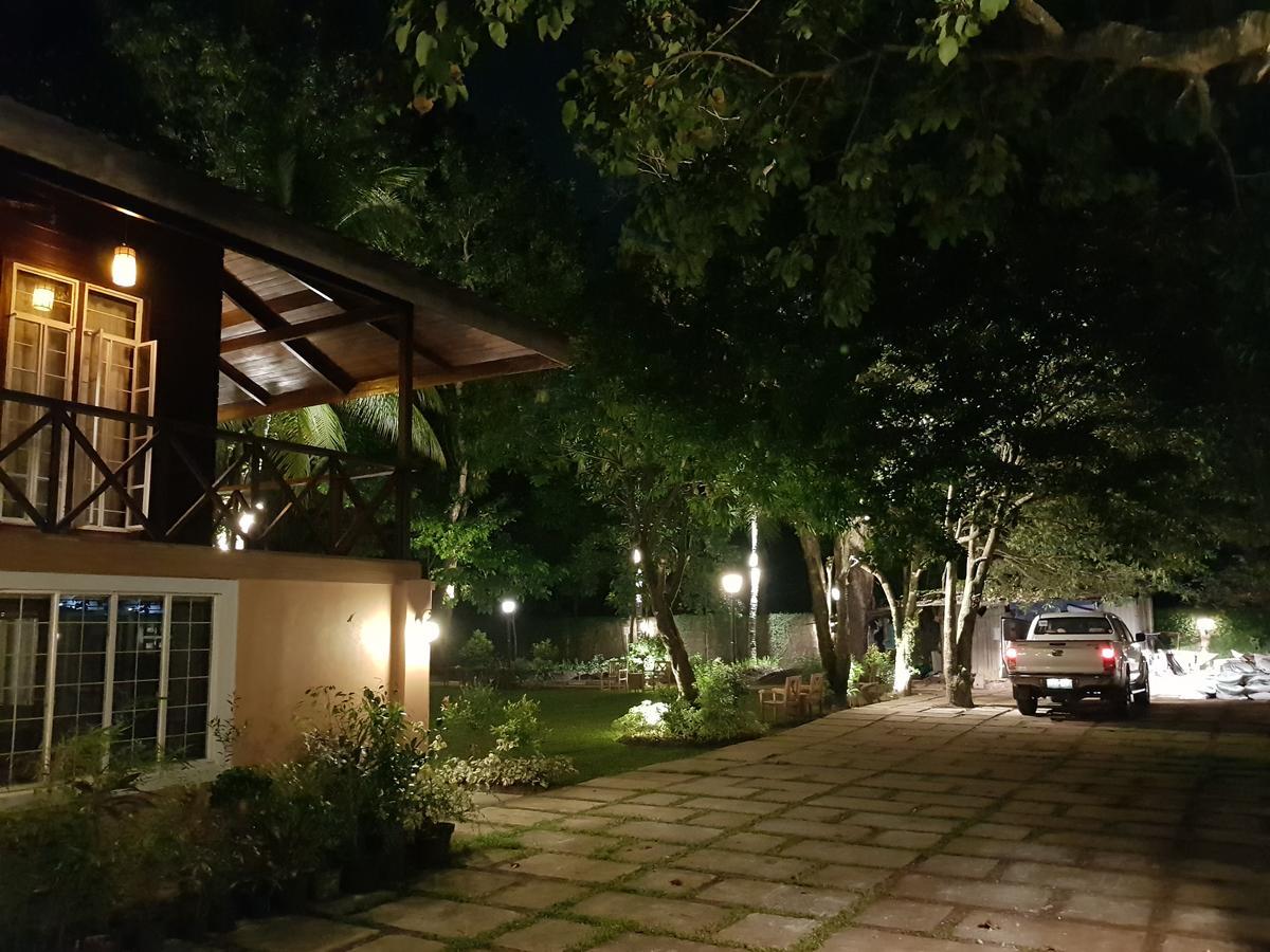 Stay Amare Villa Maria 1 บาโคลอด ภายนอก รูปภาพ