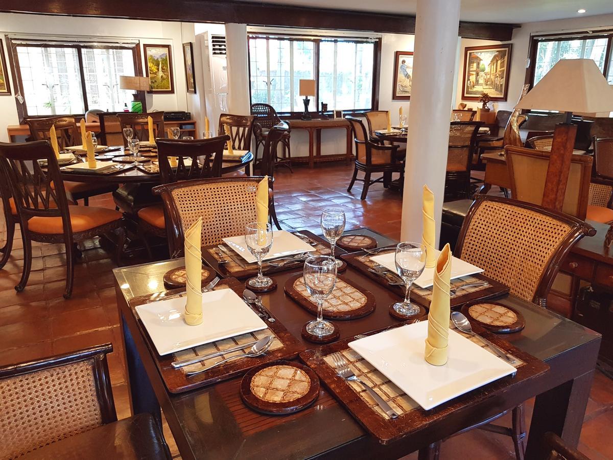 Stay Amare Villa Maria 1 บาโคลอด ภายนอก รูปภาพ